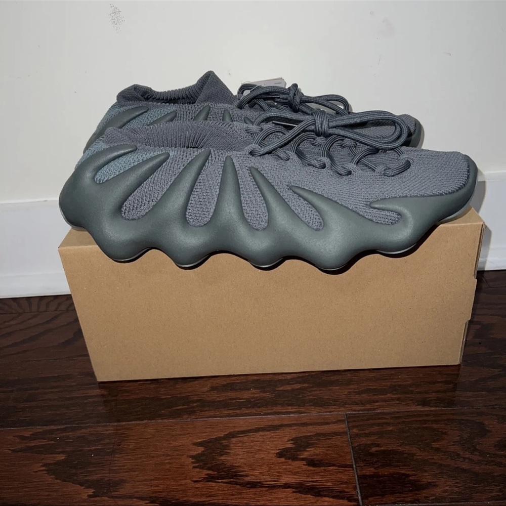 New 
Original 
NEVER open 
Proof of purchase